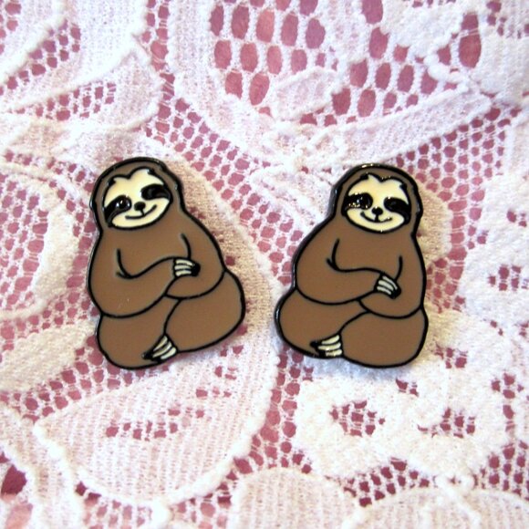 Sloth Earrings~Hypoallergenic - Picture 4 of 5